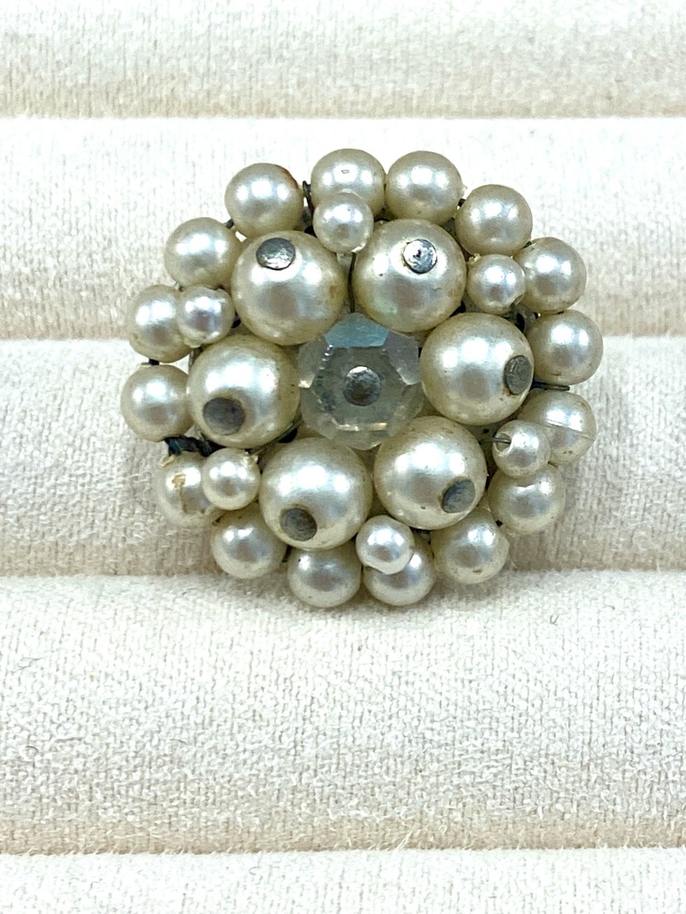 Vintage Japan Pearl Clip On Earrings Cluster Crystal Faux Bead Mid Century - Picture 3 of 6